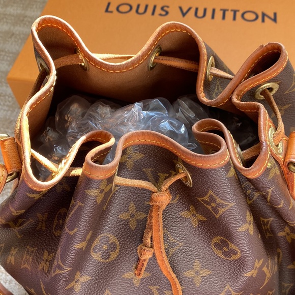 Authentic Vintage Louis Vuitton Petit Noe - Picture 8 of 11